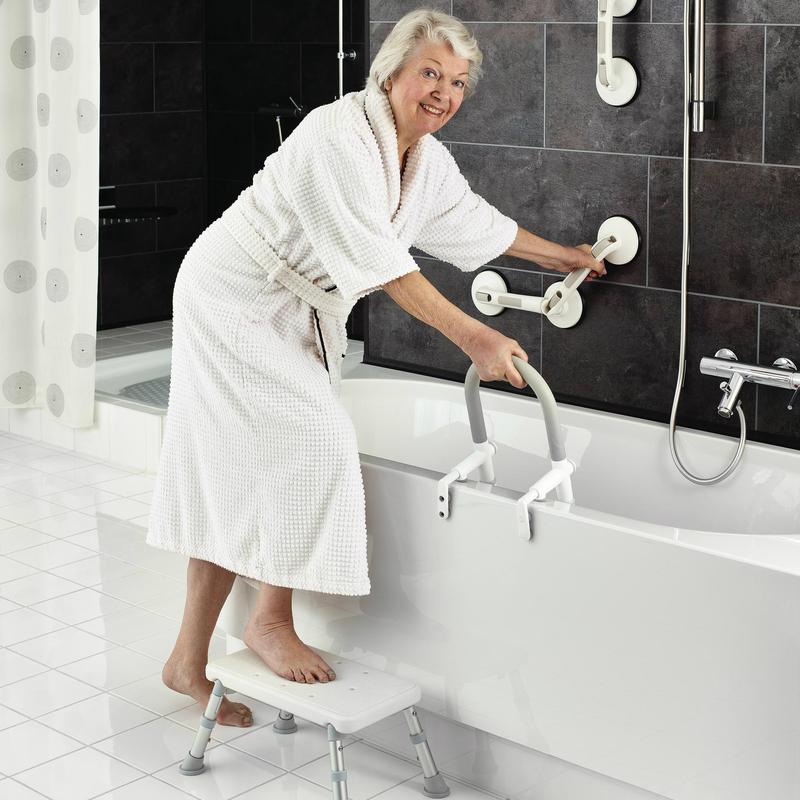 Приспособление в ванну для пожилых людей фото